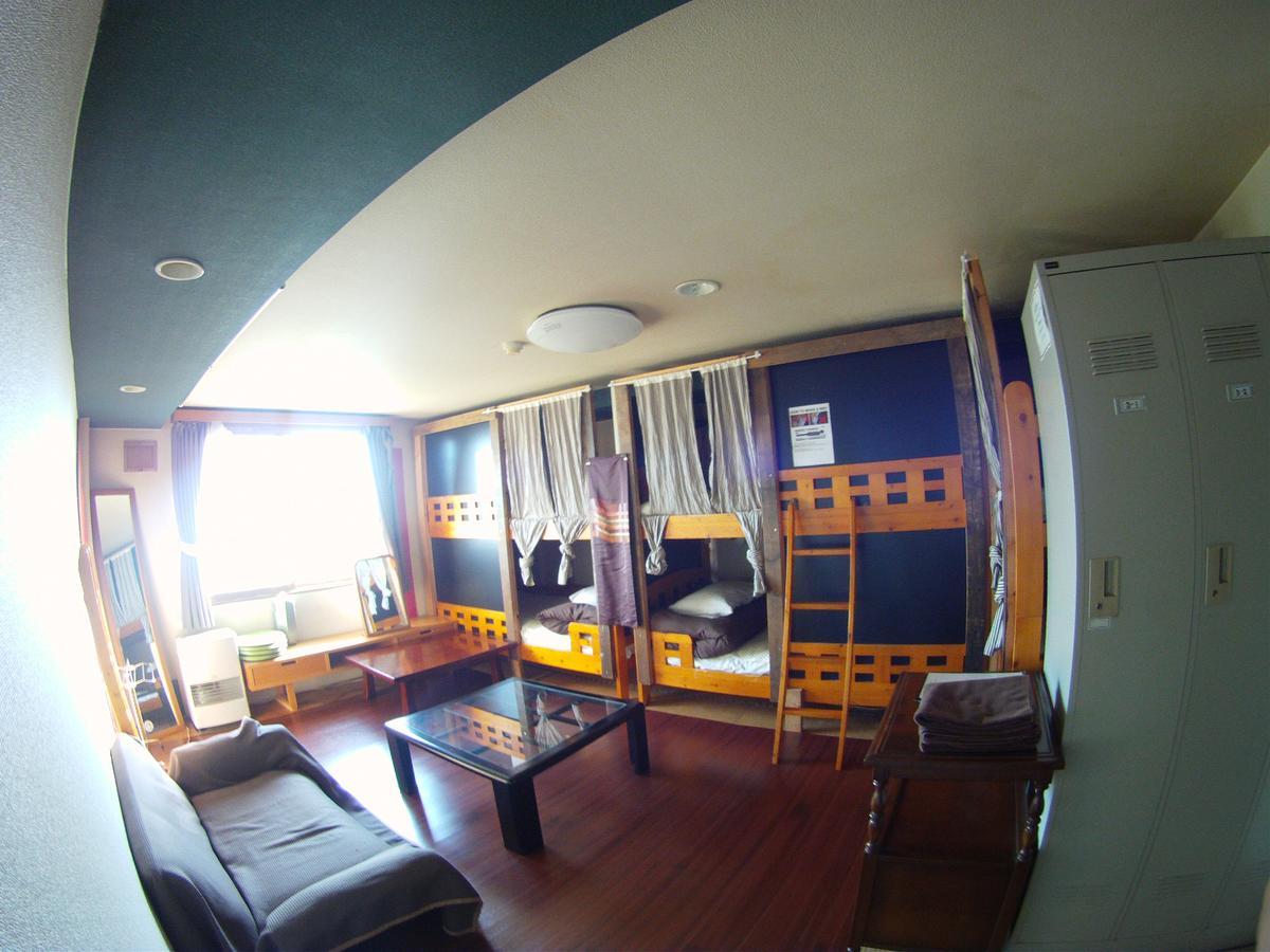 P-Dash Garden Backpackers Higashikawa Экстерьер фото