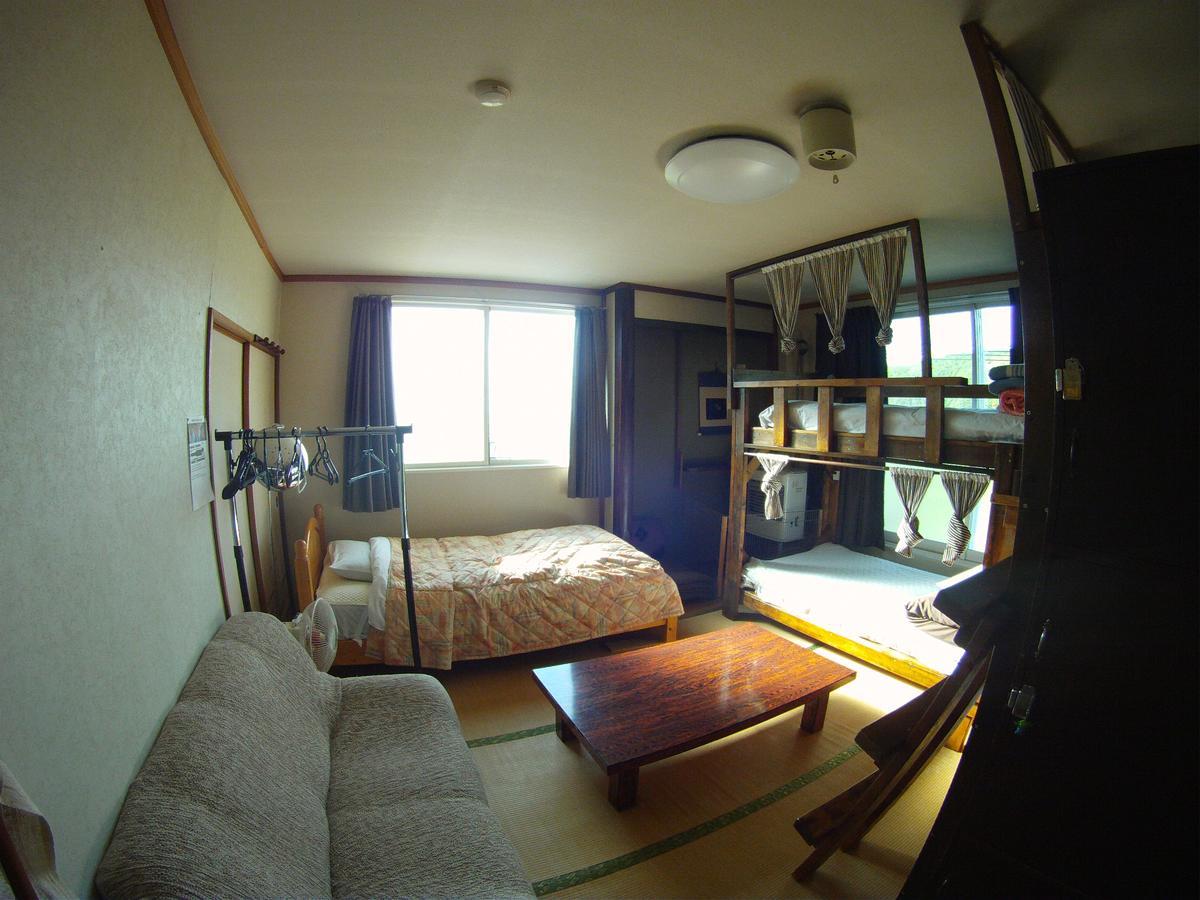 P-Dash Garden Backpackers Higashikawa Экстерьер фото